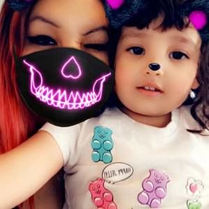 Meet your Posher, Talia